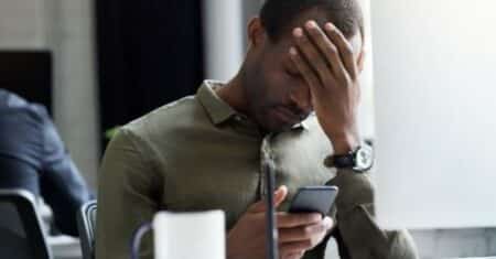 Vendi meu carro e o comprador não transferiu. O que fazer?