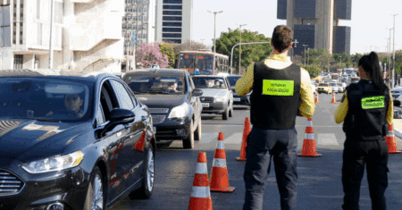 Agentes de Trânsito agora têm direito ao adicional de periculosidade: entenda a lei, exigências e garantias